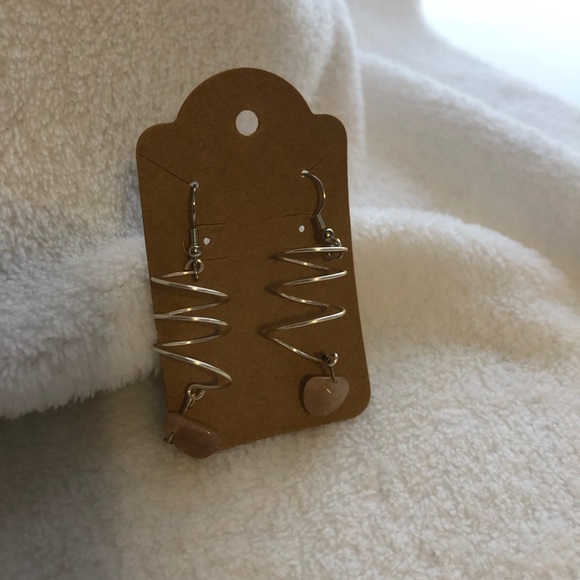 FINAL SALE- LEAVING CLOSET-NO FURTHER DISCOUNTS - Picture 2 of 3